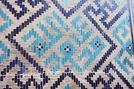 Détail du porche d'une cellule de la médersa Cher-Dor (style bannaï).