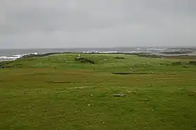 Vue sur un cottage inhabité à Shillay