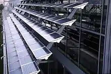 Brise-soleil photovoltaïque.