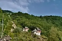 Maisons anciennes à Sopotnica