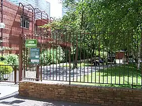 Entrée du jardin Baudricourt.