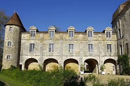 Aile du XVIIe siècle