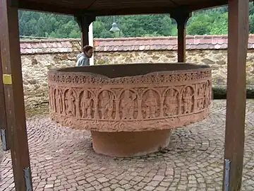 Fonts baptismaux médiévaux de Saint-Ulric-en-Forêt-Noire.