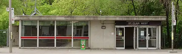 Édicule de la station