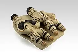 jeunes mariés sur leur natte – MHNT