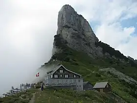 Le pic du Staubern et le refuge du Staubern.