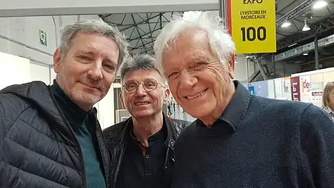Stefaan De Moor (à gauche), Gilles Ratier (au centre), Dany (à droite) à la Foire du livre de Bruxelles en avril 2024.