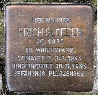 La plaque d’Erich Gloeden.