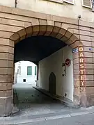 Passage vers la rue du Ciel, entre les nos 1 et 3.