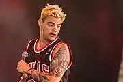Le chanteur Andrew Dijorio