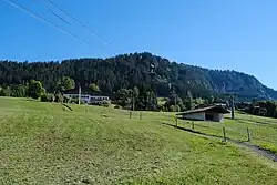 Le téléphérique vu depuis l'aval.