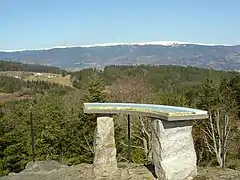 Vue sur Pierre-sur-Haute.