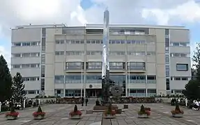 Bâtiment principal de l'université technologique de Tampere.