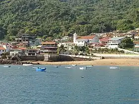 Côte de l'île de Taboga.