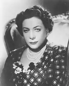 Nimtaj Khanum, dite Tadj ol-Molouk, deuxième épouse de Reza Chah.