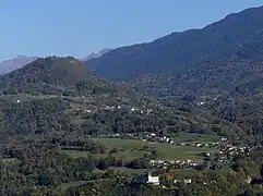 Aval de la vallée au niveau de La Rochette.