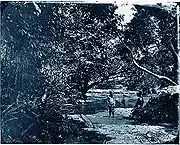 Vers 1864. Les enfants et la rivière. Singapour.