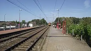 Arrivée d'un train L en 2012.