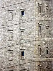 Aspect du chemisage externe, ajouté en 1791.