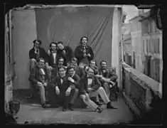 Étudiants en droits sur une terrasse de la rue des Lois, Eugène Trutat (1858, archives municipales).