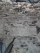 Vestiges de la voûte de la salle du rez-de-chaussée actuel (vue de dessous).