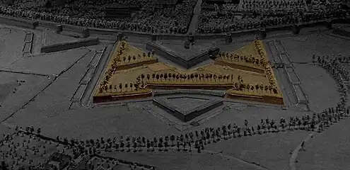 Ouvrage à cornes sur le plan-relief de Tournai.