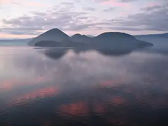 Coucher de soleil sur le lac.