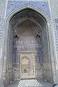 Porche central sous le pishtak de la médersa d'Ulugh Beg.