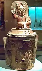 Urne funéraire maya représentant Kinich Ahau. Mexique, période classique tardive, 600-900