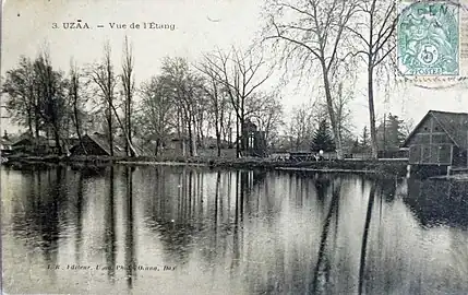 Installations de la forge au bord de l'étang