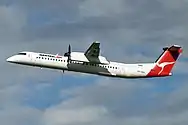 Dash 8-Q402