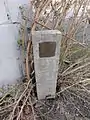 La borne de présence du puits de la fosse du Marais.