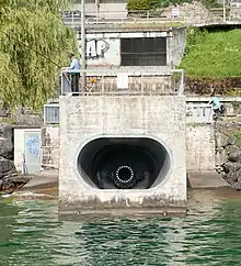 La vanne de l'éjecteur de vidange d'urgence sur le Lac Léman, à Veytaux