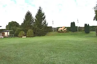 L'esplanade de la mairie.