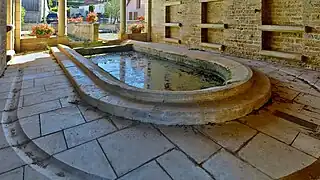 Le bassin du grand lavoir.