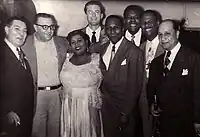 Jack Teagarden, Sandy DeSantis, Velma Middleton, Fraser MacPherson, Cozy Cole, Arvell Shaw, Earl Hines, Barney Bigard au Palomar Supper Club de Vancouver (Mars 1951)