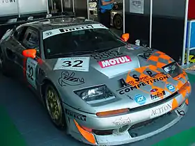 Venturi 300 GTR dans les stands