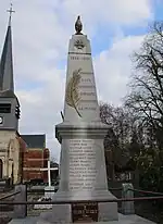 Le monument aux morts.