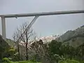 Le viaduc photographié depuis le hameau de Solano (2011).