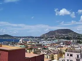 Vue du mont Barbaro depuis Pouzzoles.