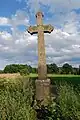 Croix à la périphérie du village