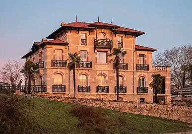 Villa Mirasol à l'aube