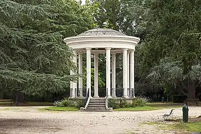 Le kiosque à musique.