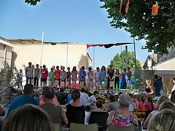 Les CM2 sur le départ.