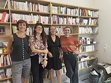 Ancienne et nouvelle équipe de Violette and Co, le jour de la réouverture de la librairie, le 13 octobre 2023