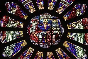 Vitrail d'une rosace de l'église Saint-Gérand (Le Palais).