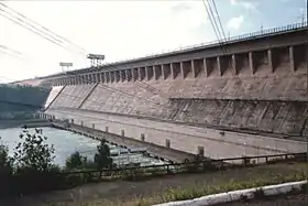 Barrage de Bratsk sur la rivière Angara, en 1989