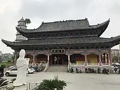 Halle de Weituo et sa tour