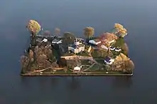 La forteresse de Wilhelmstein (dans le Steinhuder Meer), construit à partir de 1761 par le comte Guillaume.