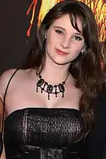 Xenia Goodwin dans le rôle de Tara Webster.